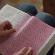 ESV Holy Bible: Dyslexia-Friendly Edition